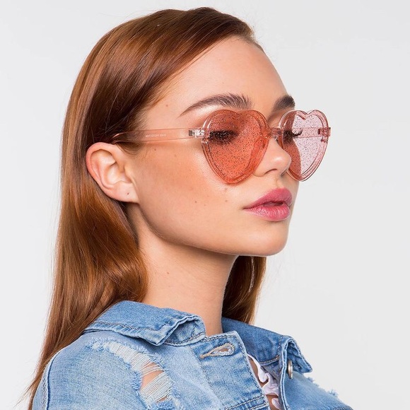 🌟LAST 1🌟 Heartin Candy Glitter Sunnies - Picture 2 of 2